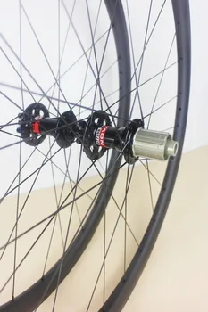 Šviesos Kelias diskas anglies aširačio kniedė, skirta 38mmx25mm 24/24H Cyclo-cross dviračių ratai priekiniai 15mm galiniai 142mm per stebulės ašis